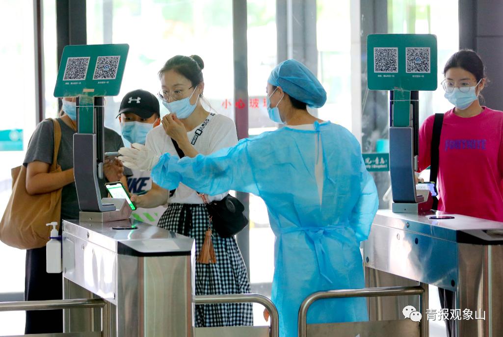 【31省区市新增确诊30例本土12例，31省区市新增本土确诊62例】