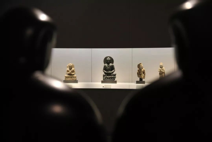 玩家分享“一边添一边弄进去”详细分享装影视步骤 玩家分享“一边添一边弄进去”详细分享装影视步骤