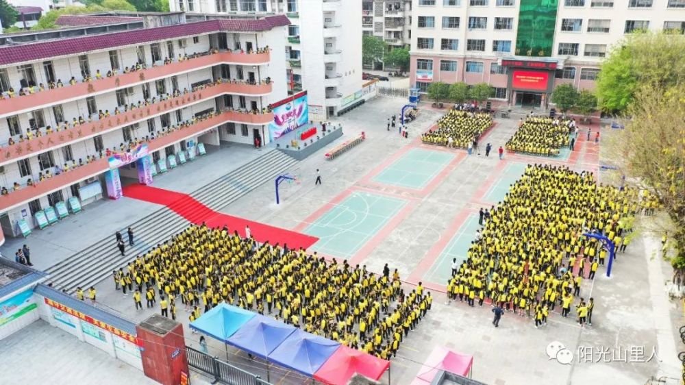 【青岛一中学多例确诊升高风险，青岛一中是什么学校】