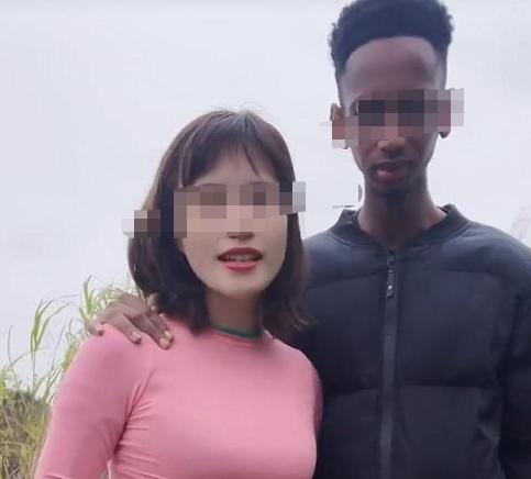 三分钟教会你“妻子去黑人朋友家吃饭的注意事项”详细电影教程