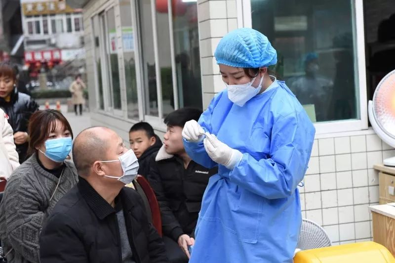 西安疫情被中央批评/西安疫情谎报