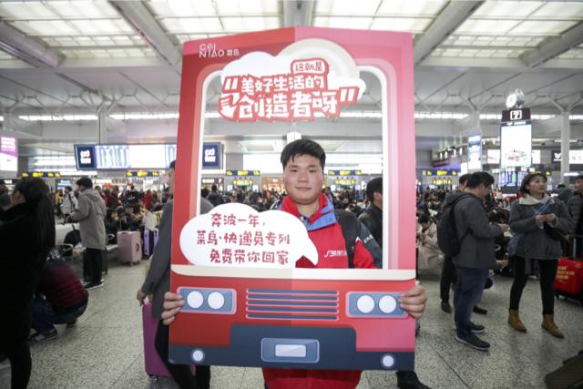 【上海外地人返乡是真的吗，外地人员回上海政策】