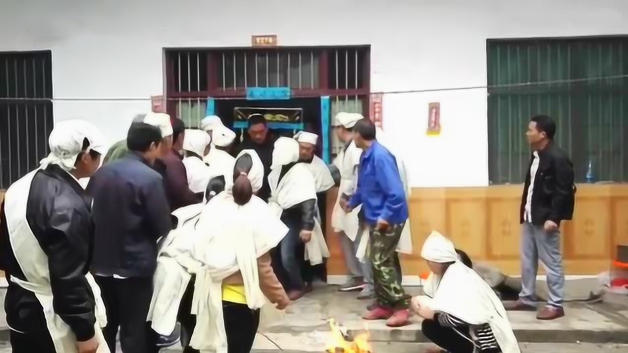 河南男子违规办丧致疫情扩散(河南发丧视频)