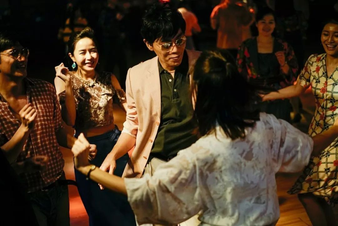 电影揭秘“巜漂亮的女邻居又紧又爽三级(透视影视)最新影业详细教程