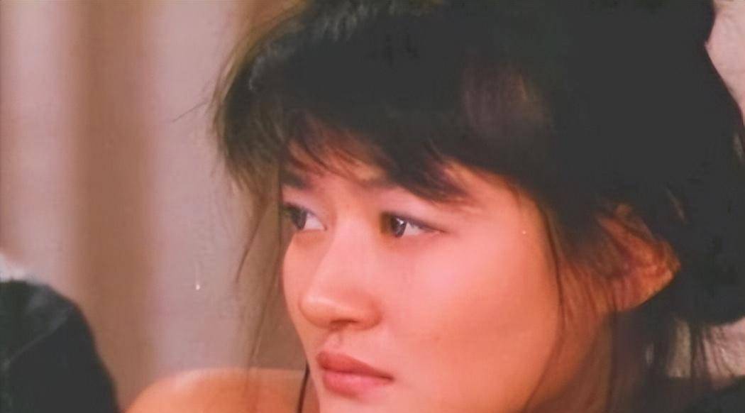 《满天星绝版》背后的秘密：陈宝莲为何选择免费，让人惊讶的真相曝光！