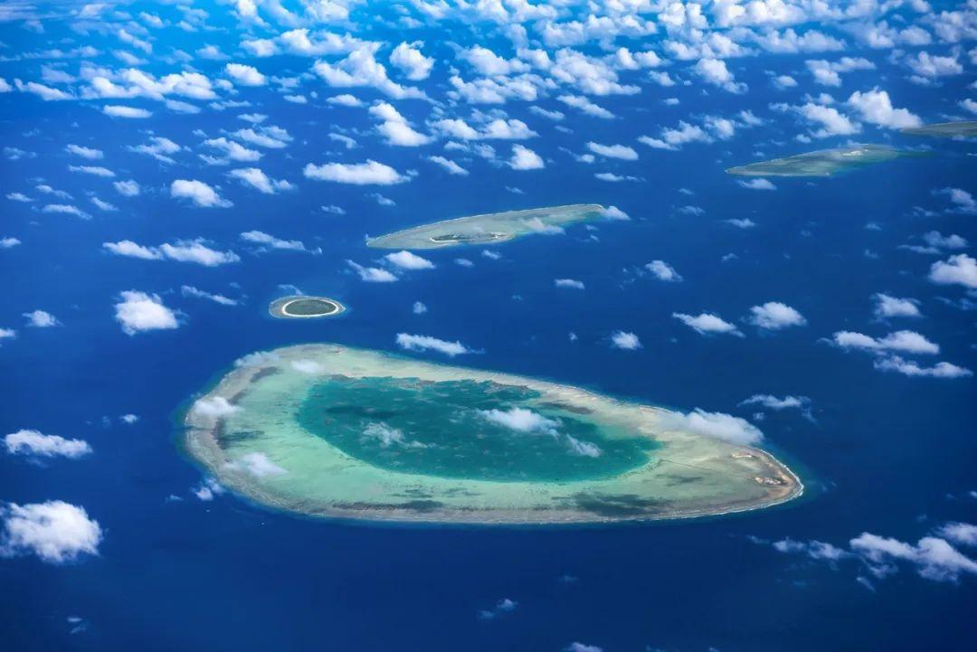 《出航》完整版在线观看：隐藏在海浪背后的秘密，谁能解开这场神秘旅程的真相？